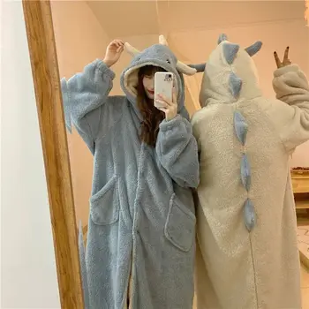 QWEEK קטיפה של הנשים הביתה בגדי חורף חמים החלוק הדינוזאור חמוד הלבשת לילה החורף Kawaii כותונת לילה קוריאני חלוק